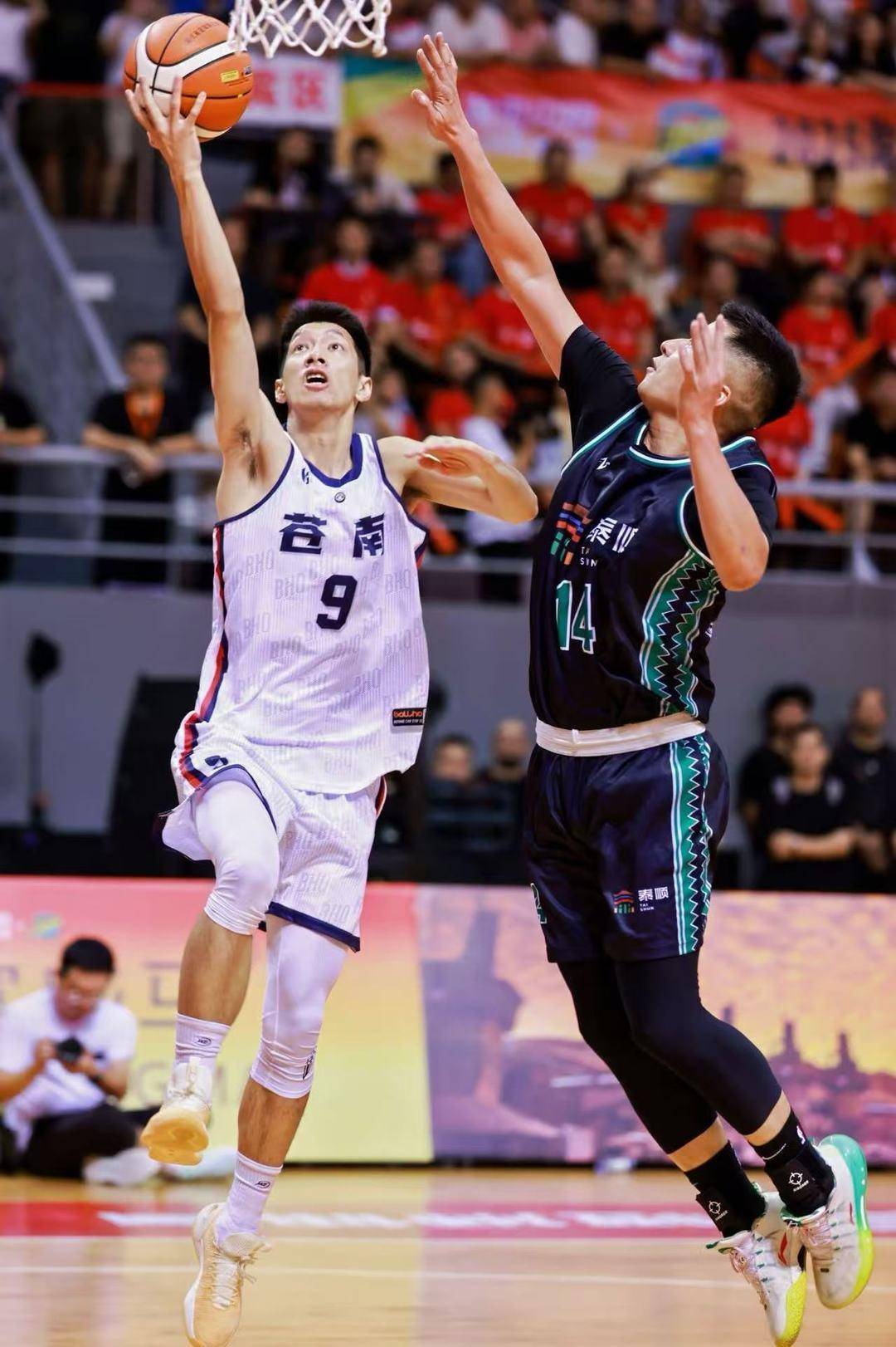 开元棋牌-球员们的出色表现，让人见识到篮球的魅力