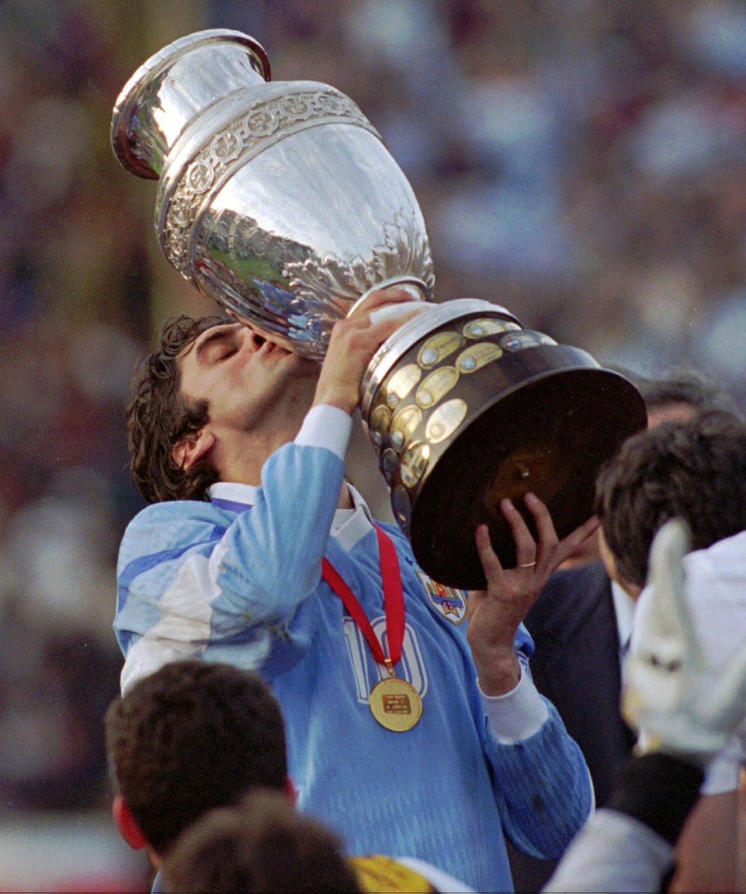 开元棋牌-尤文主场逆转多特，戈丁绝杀出线的简单介绍