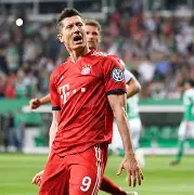 狂轰乱炸！拜仁慕尼黑准备挑战曼联队